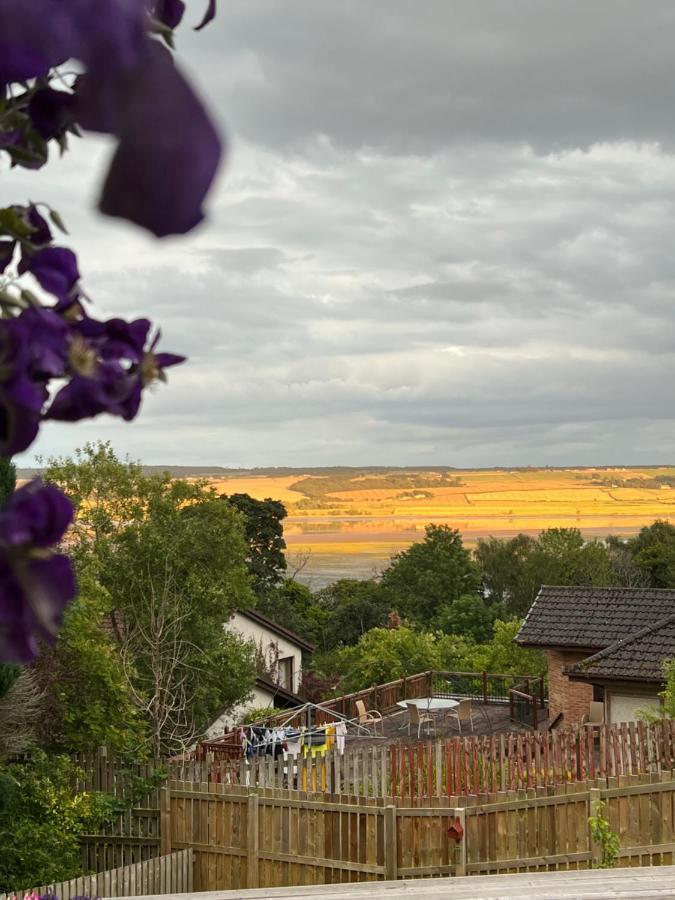 ディングウォールBlack Isle Viewアパートメント エクステリア 写真