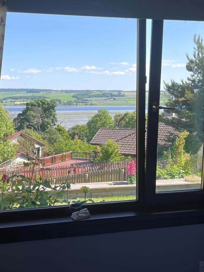 ディングウォールBlack Isle Viewアパートメント エクステリア 写真